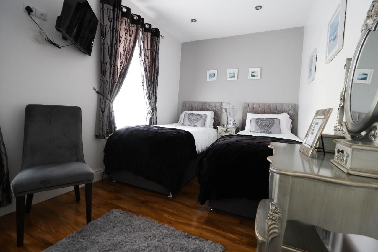 Mandalay Hotel Portrush Bagian luar foto