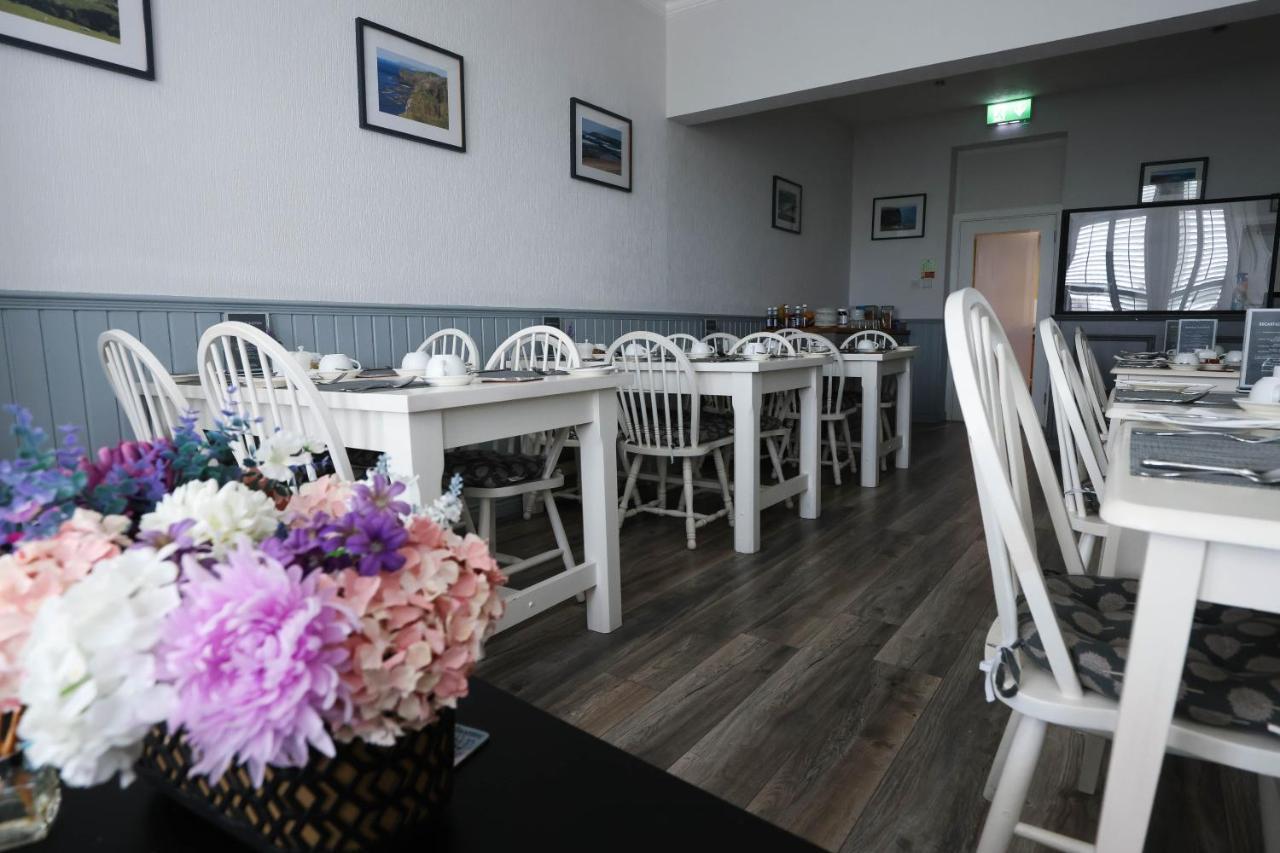 Mandalay Hotel Portrush Bagian luar foto